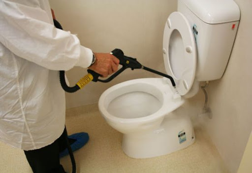 Địa chỉ hút bồn cầu giá rẻ HCM - Vệ sinh môi trường Hoàng Minh